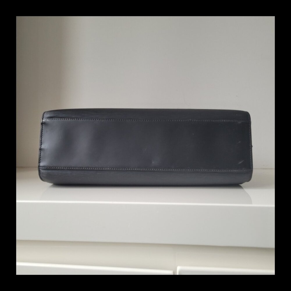 LOUIS VUITTON Pont Neuf PM Bag - Picture 11 of 16